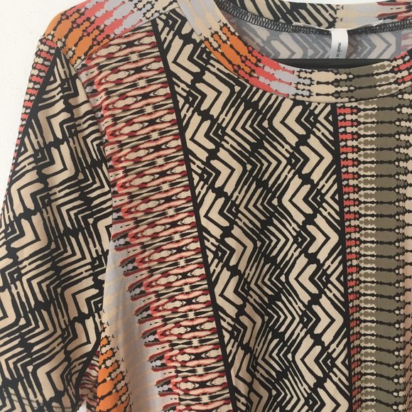 BCBG Patterned mini Dress - Picture 3 of 4